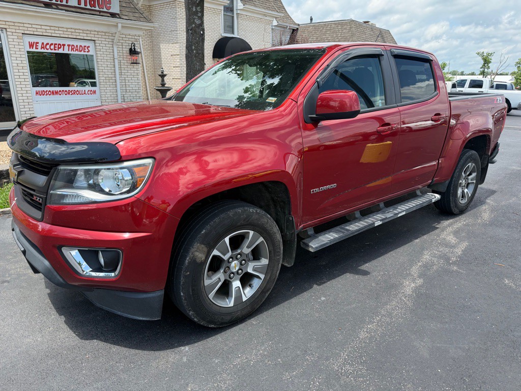 2015 Chevrolet Colorado Image 2