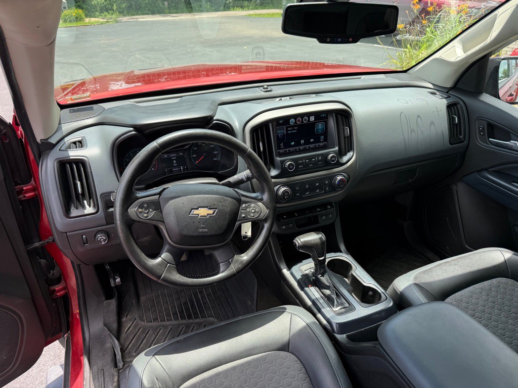 2015 Chevrolet Colorado Image 8