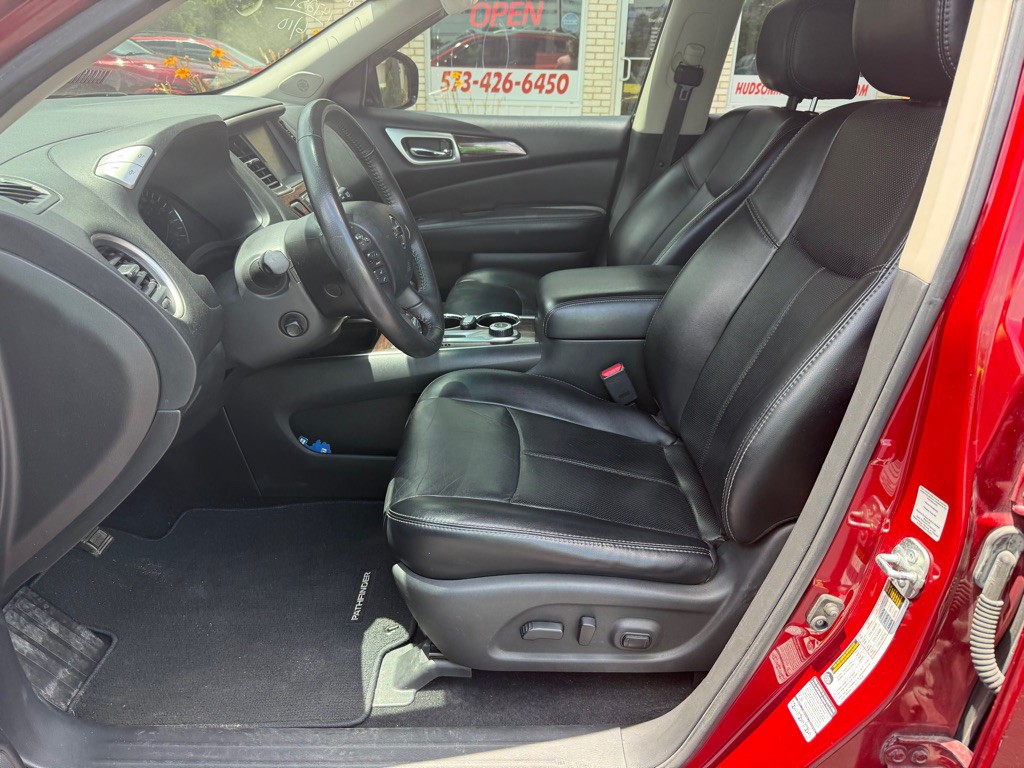 2014 Nissan Pathfinder Image 7