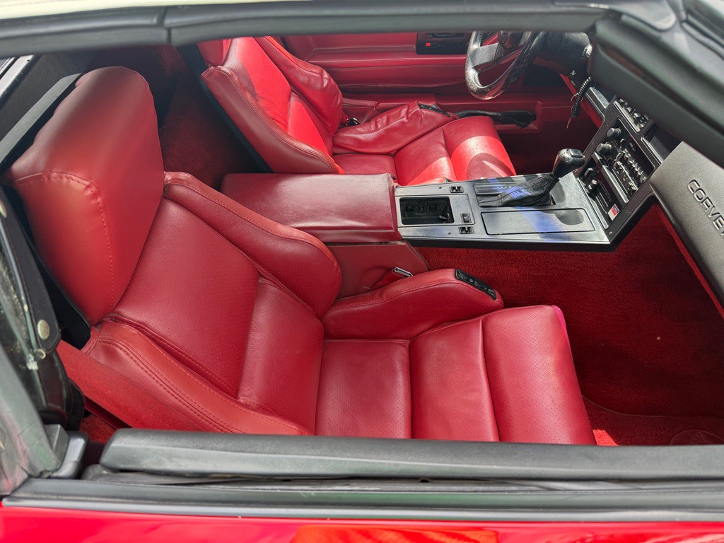 1986 Chevrolet Corvette Image 7