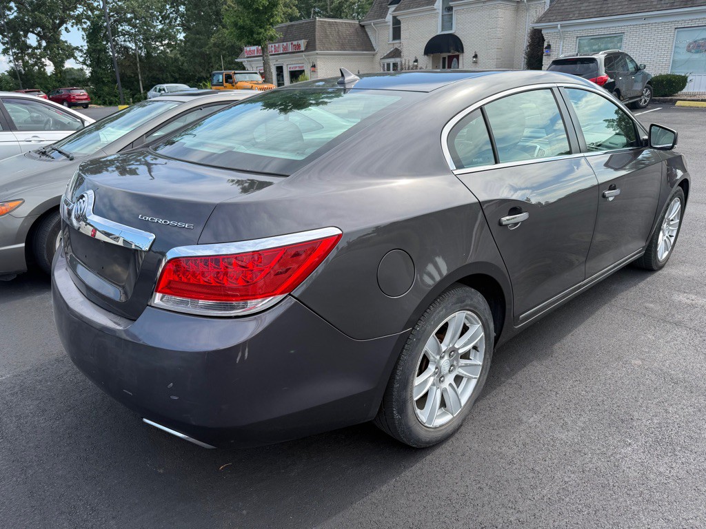 2012 Buick Lacrosse Image 2