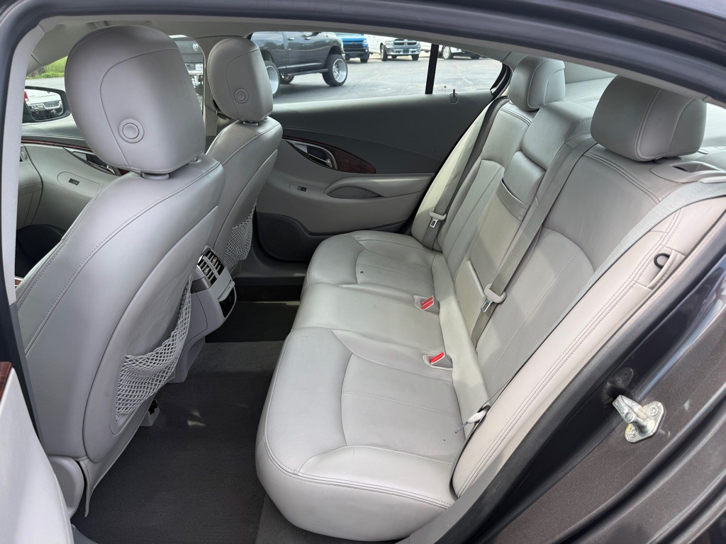 2012 Buick Lacrosse Image 6