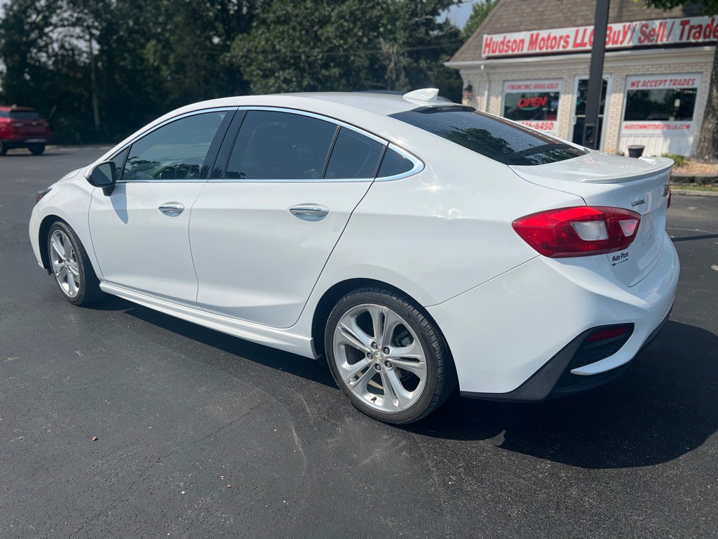 2017 Chevrolet Cruze Image 3