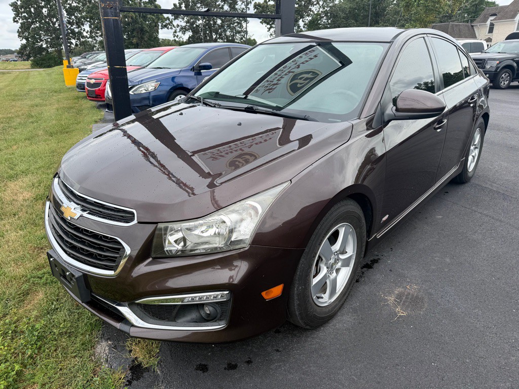 2015 Chevrolet Cruze Image 1