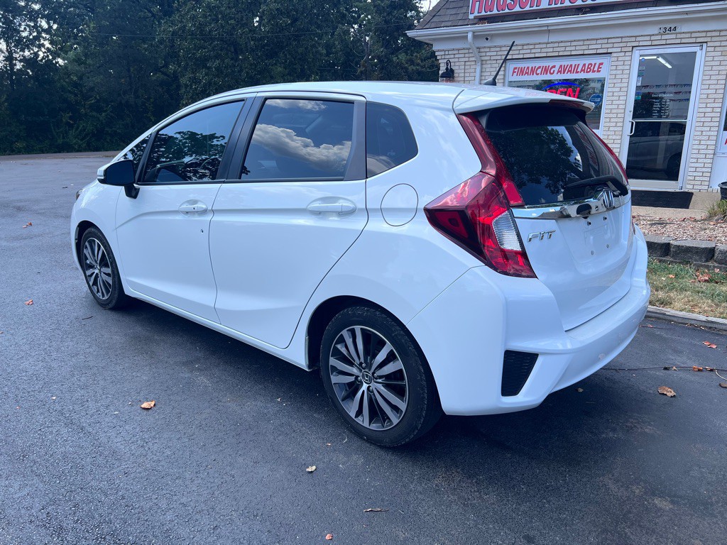 2015 Honda Fit Image 3