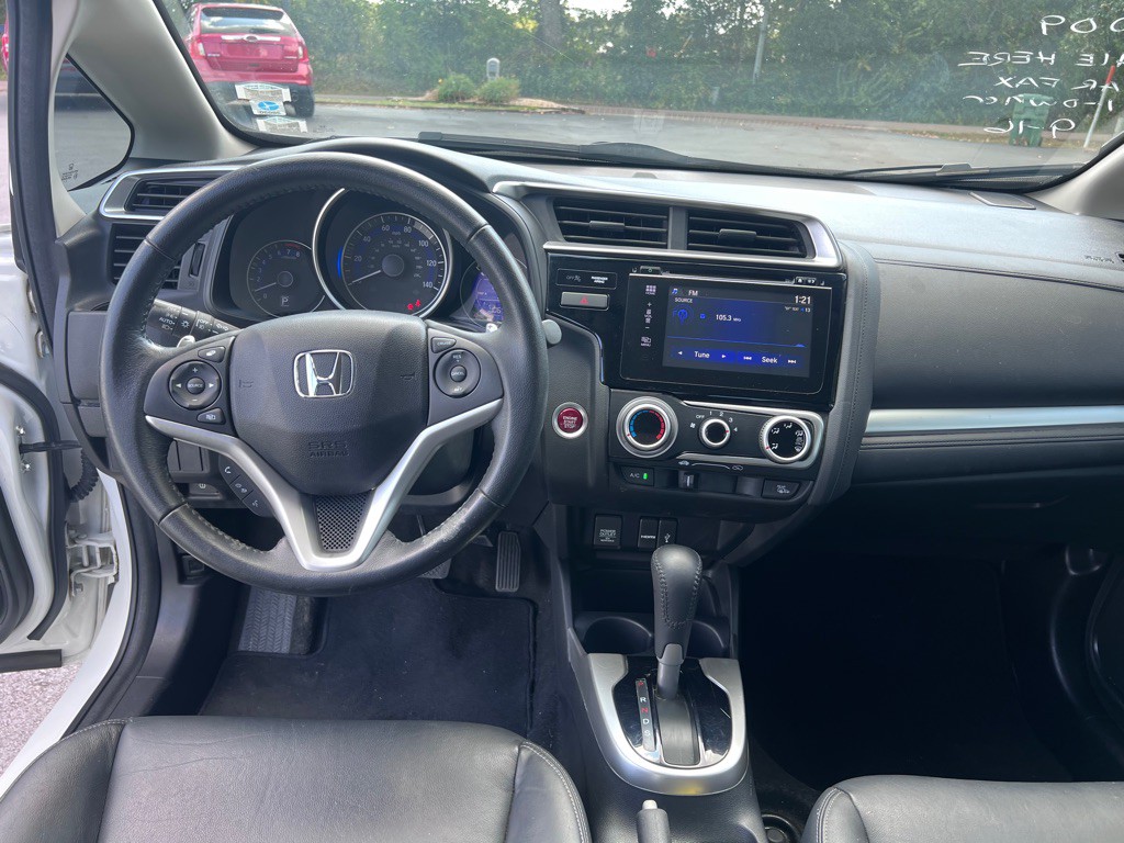 2015 Honda Fit Image 5