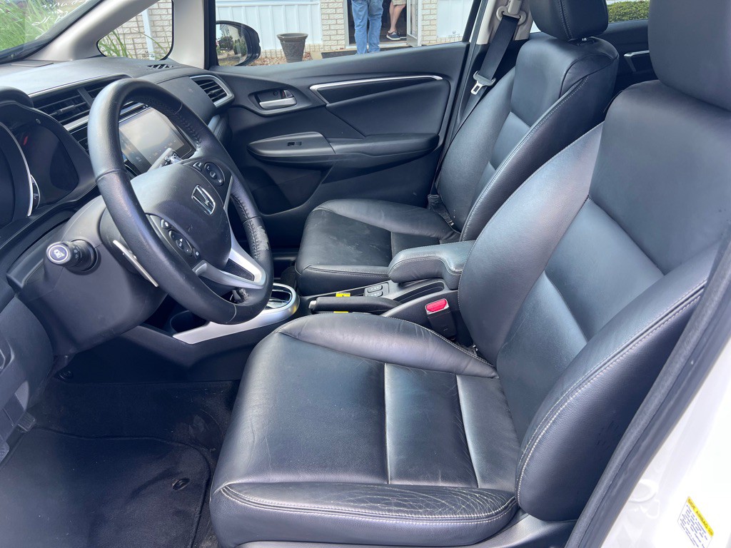 2015 Honda Fit Image 6