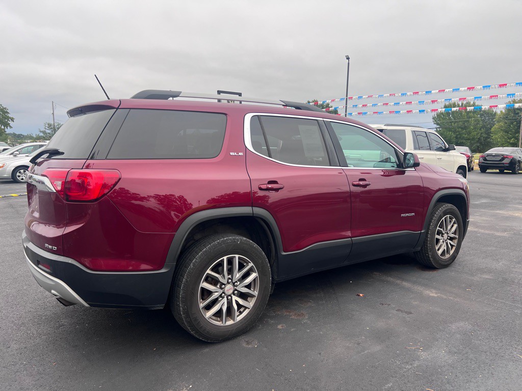2018 GMC Acadia Image 3