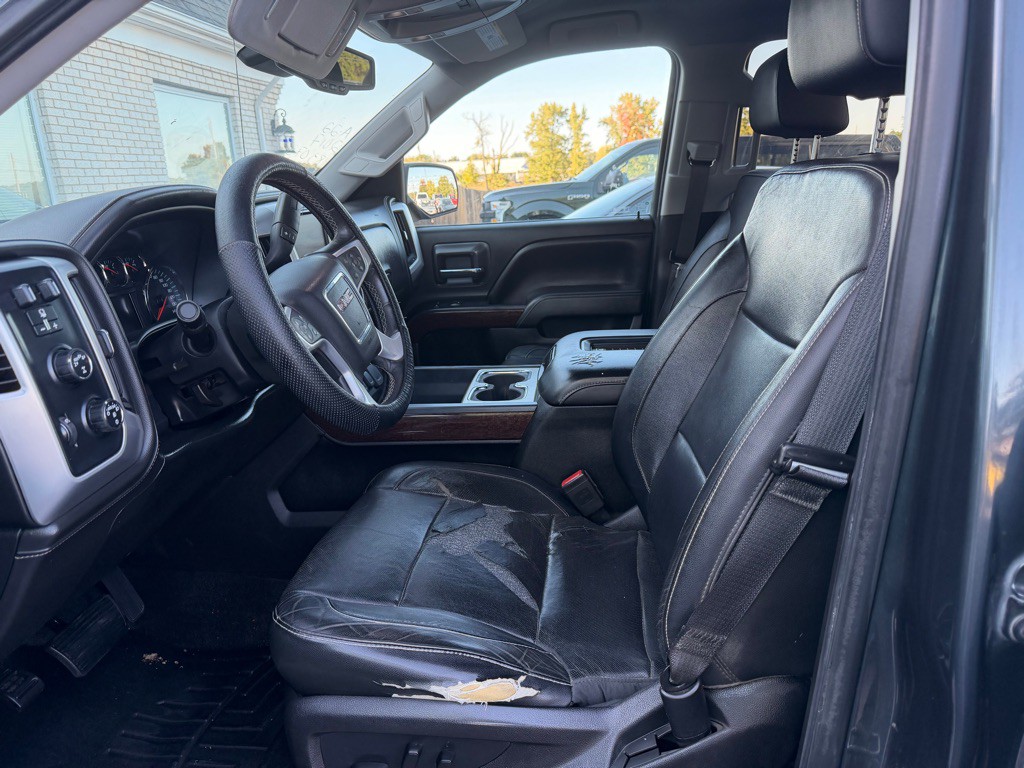2017 GMC Sierra Image 5