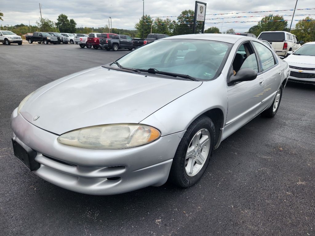 2004 Dodge Intrepid Image 1