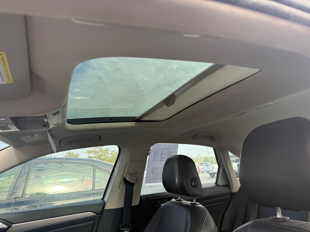 2019 Volkswagen Jetta Image 9
