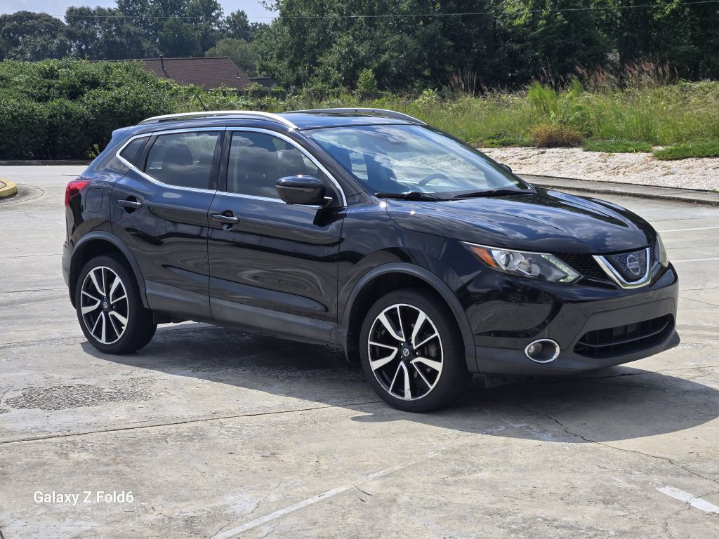 2018 Nissan Rogue Image 3