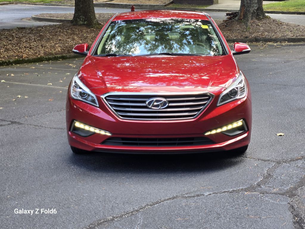 2015 Hyundai Sonata Image 2