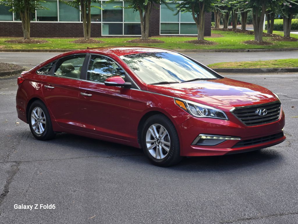 2015 Hyundai Sonata Image 3