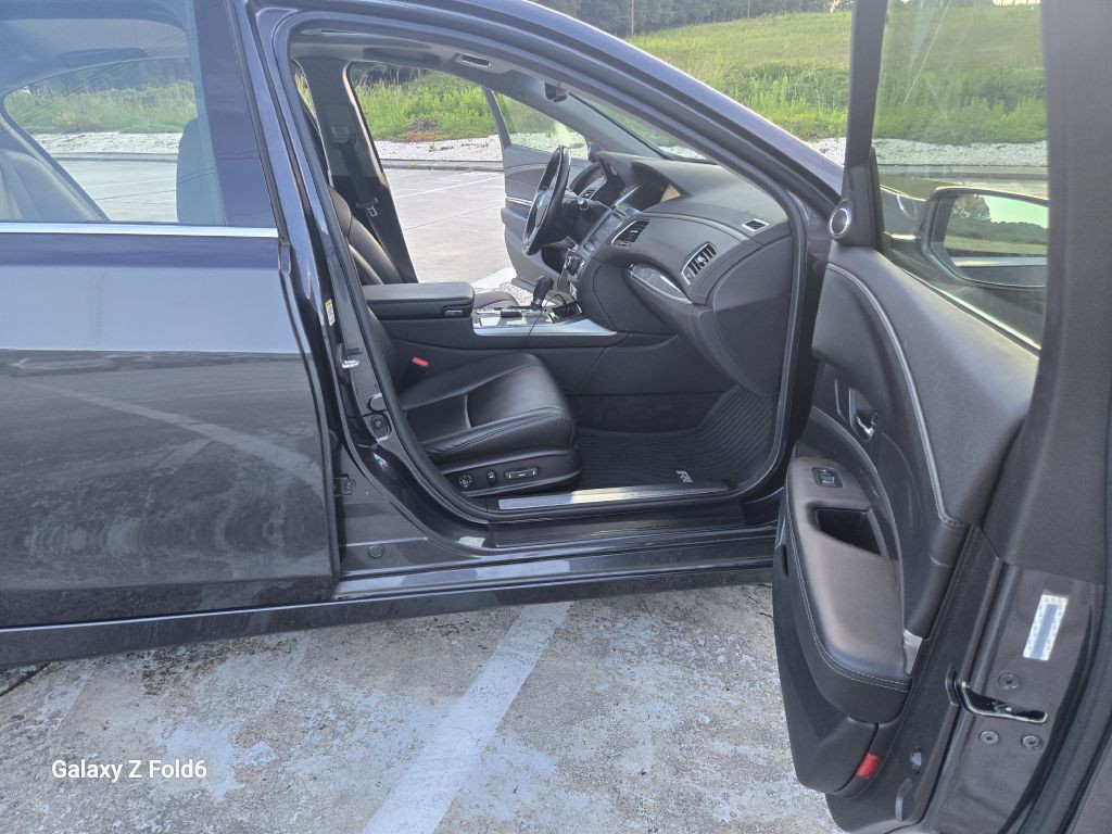 2014 Acura RLX Image 9