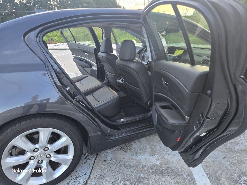 2014 Acura RLX Image 10