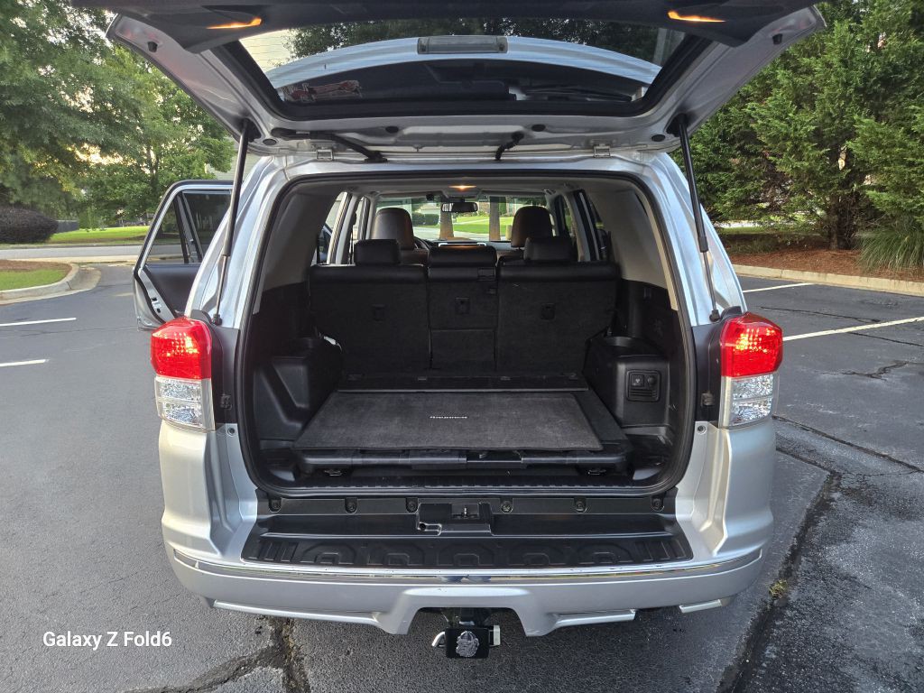 2010 Toyota 4Runner Image 11