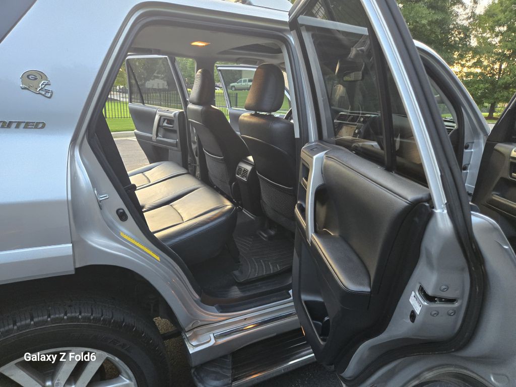 2010 Toyota 4Runner Image 13