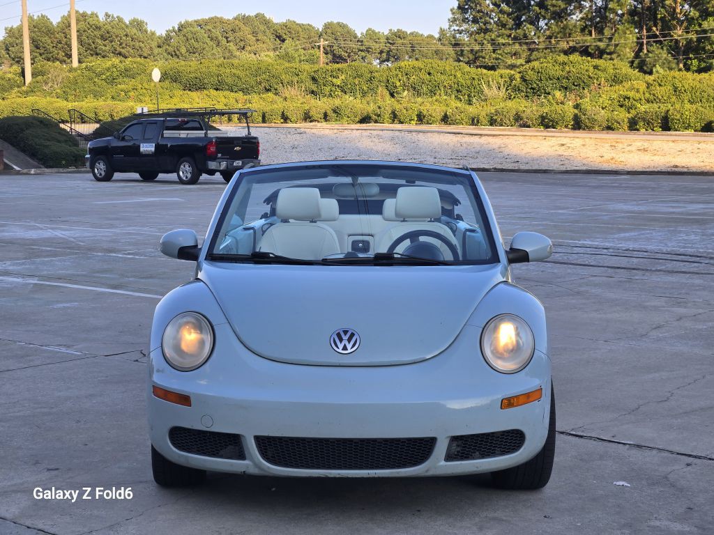 2010 Volkswagen Beetle Image 12