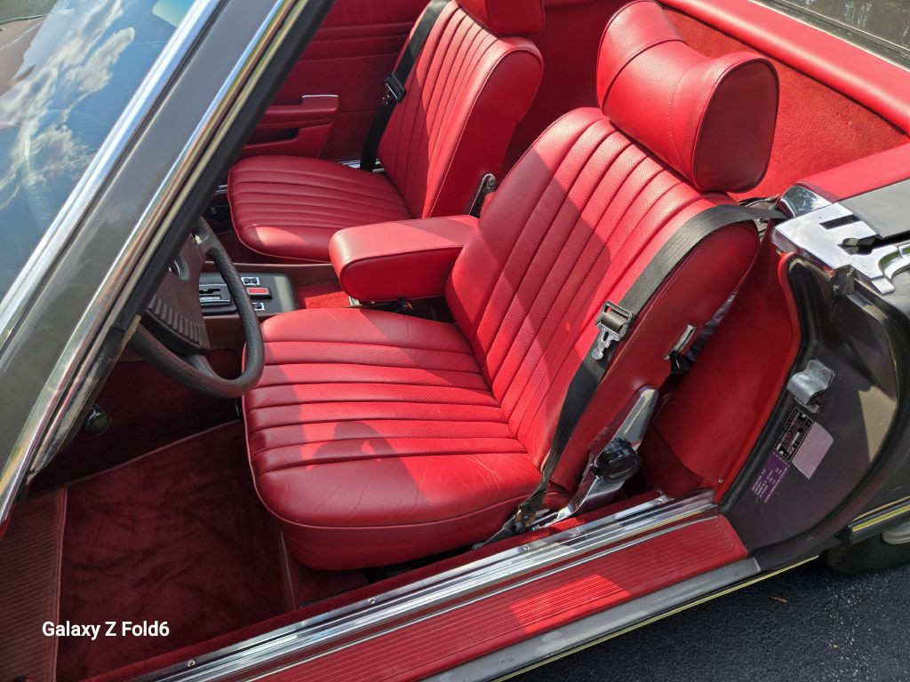 1976 Mercedes-Benz SL-Class Image 7