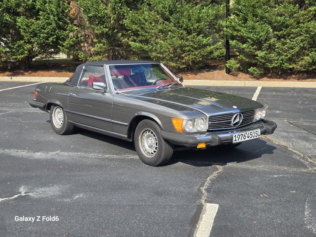 1976 Mercedes-Benz SL-Class Image 14