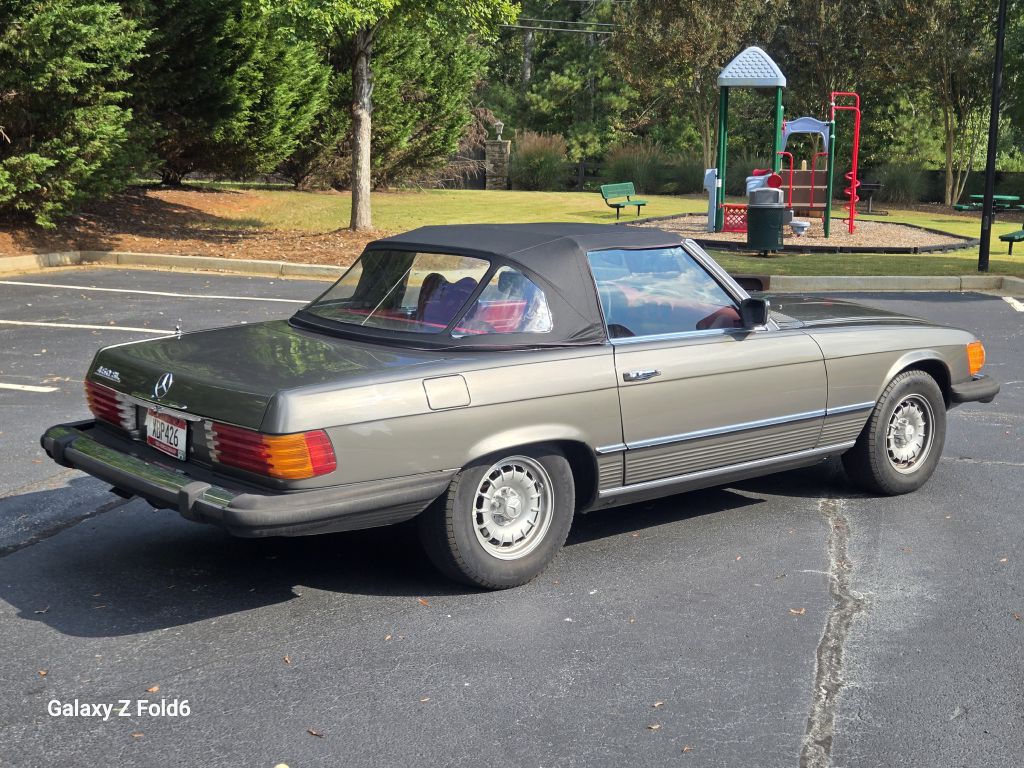 1976 Mercedes-Benz SL-Class Image 15