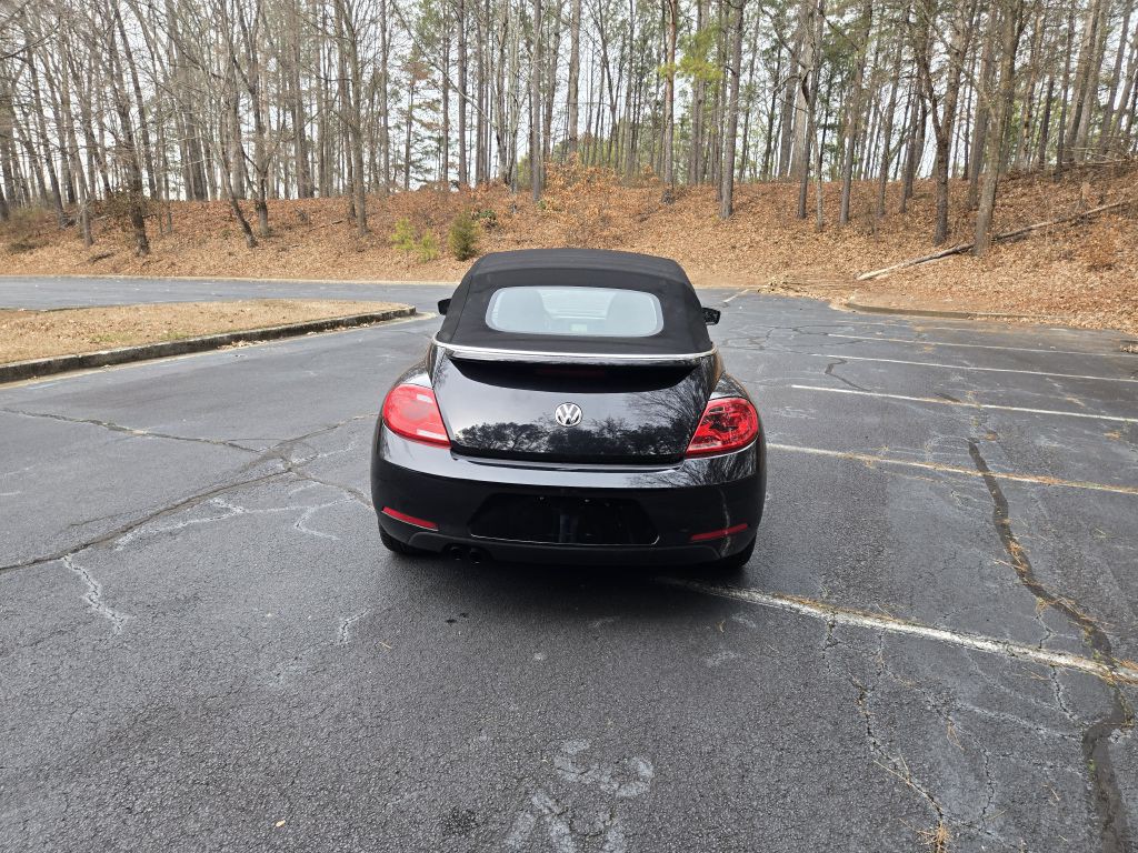 2015 Volkswagen Beetle Image 5