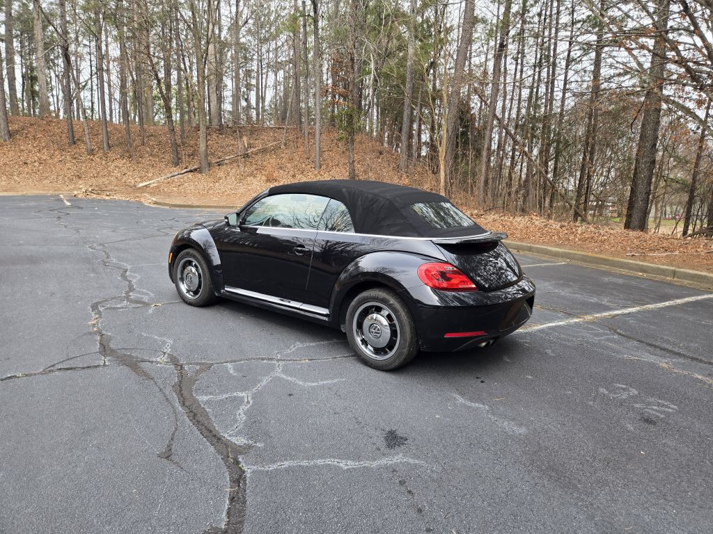 2015 Volkswagen Beetle Image 6