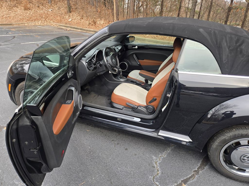 2015 Volkswagen Beetle Image 7