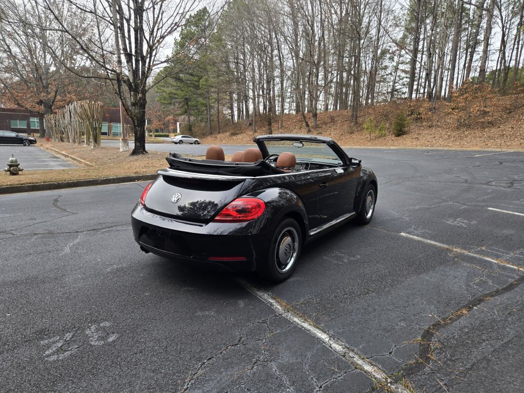 2015 Volkswagen Beetle Image 12