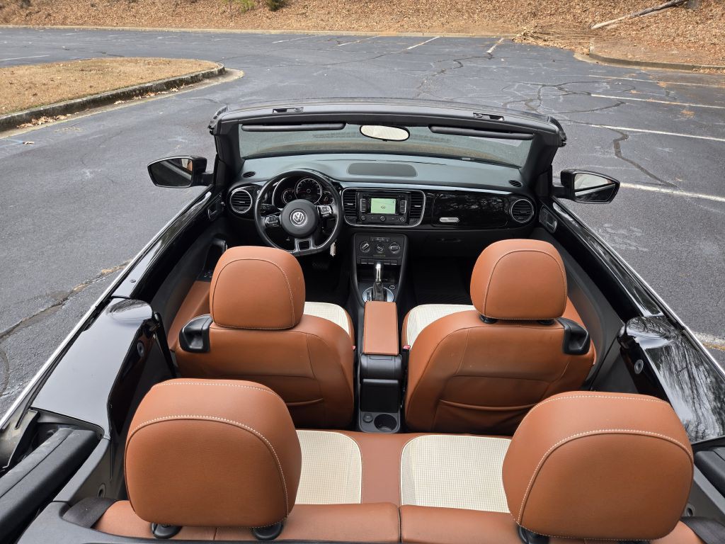 2015 Volkswagen Beetle Image 14