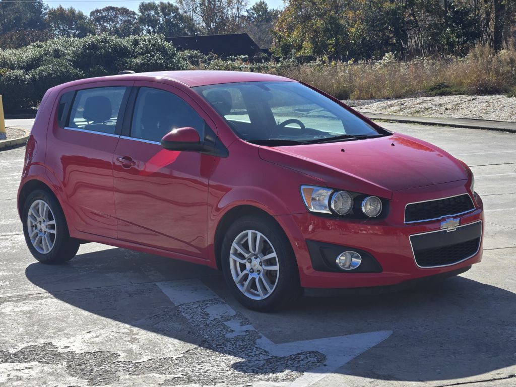 2015 Chevrolet Sonic Image 3
