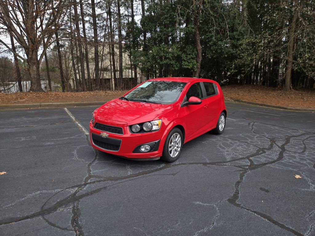 2015 Chevrolet Sonic Image 1