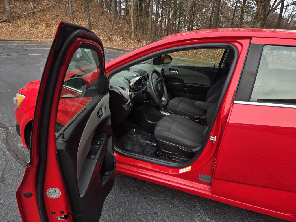 2015 Chevrolet Sonic Image 7