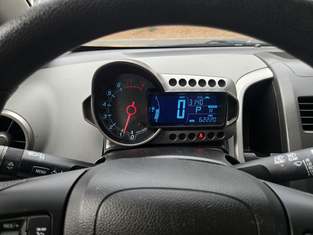 2015 Chevrolet Sonic Image 12