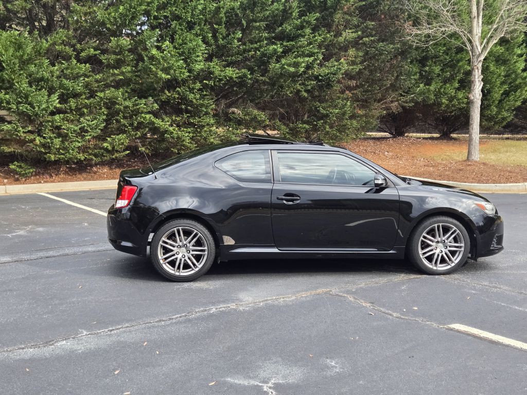 2011 Scion tC Image 2