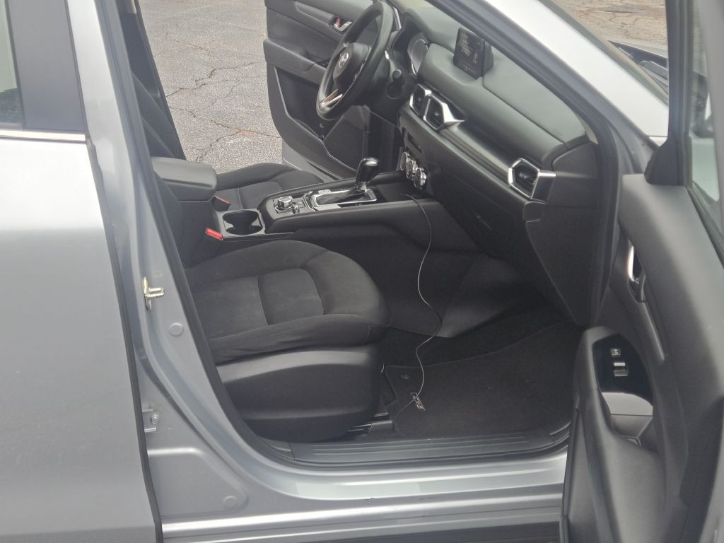 2017 Mazda CX-5 Image 9