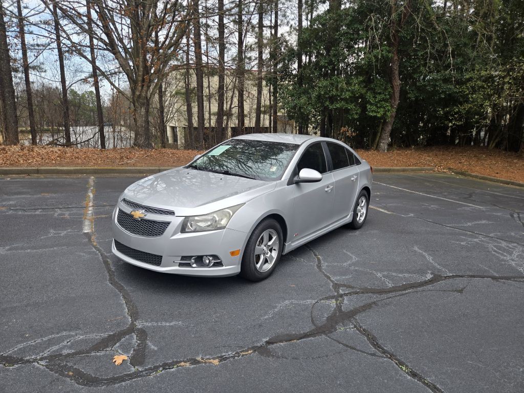 2013 Chevrolet Cruze Image 1