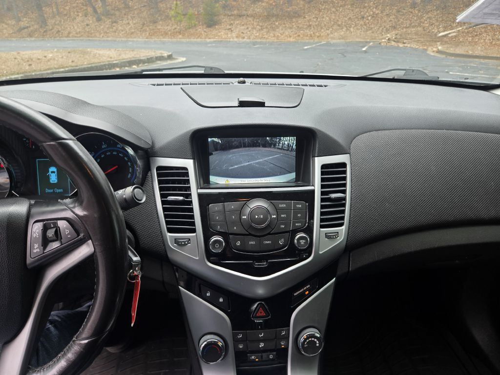 2013 Chevrolet Cruze Image 11