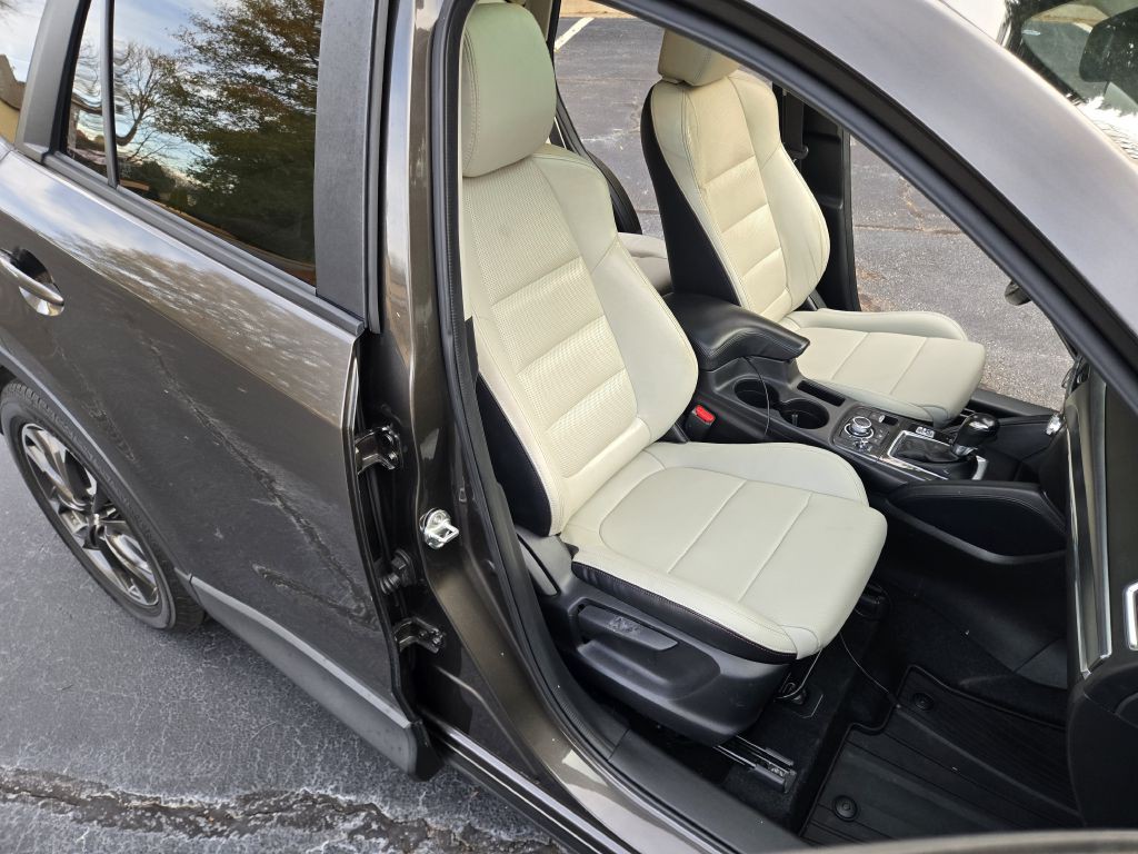2016 Mazda CX-5 Image 11