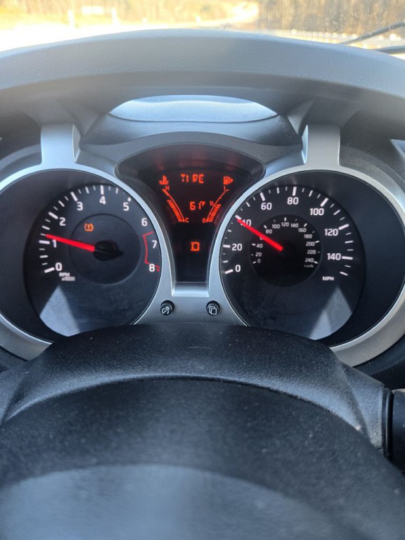 2012 Nissan Juke Image 16