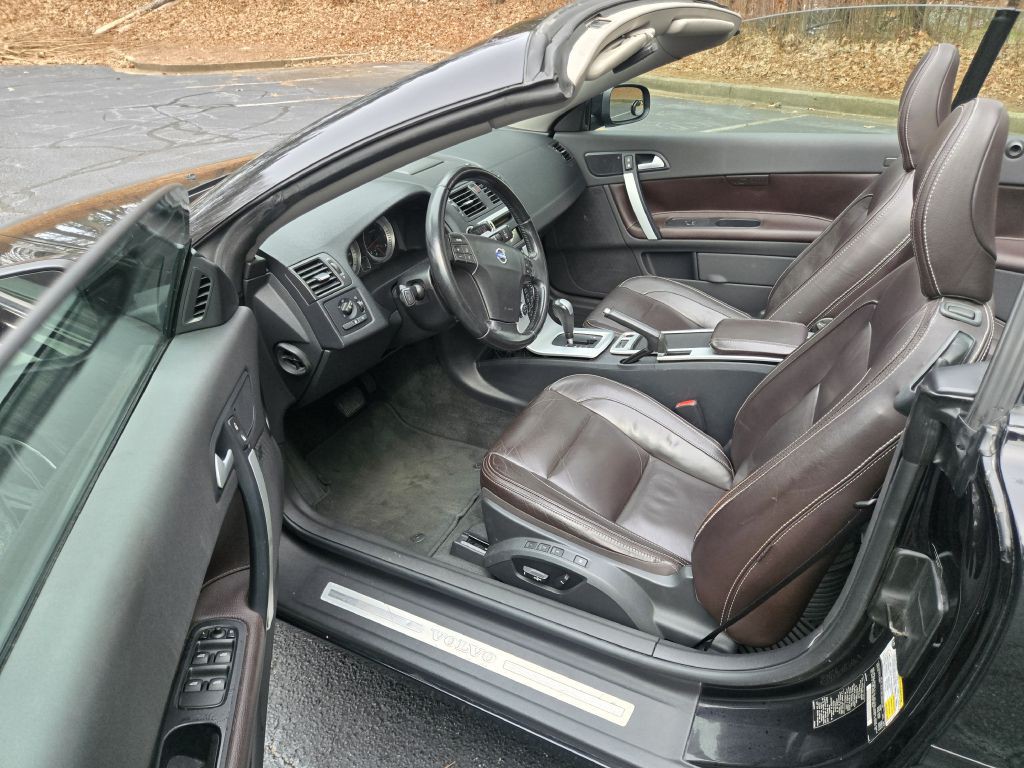 2013 Volvo C70 Image 14