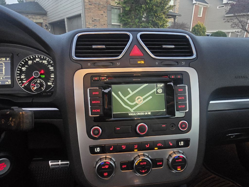 2014 Volkswagen Eos Image 9