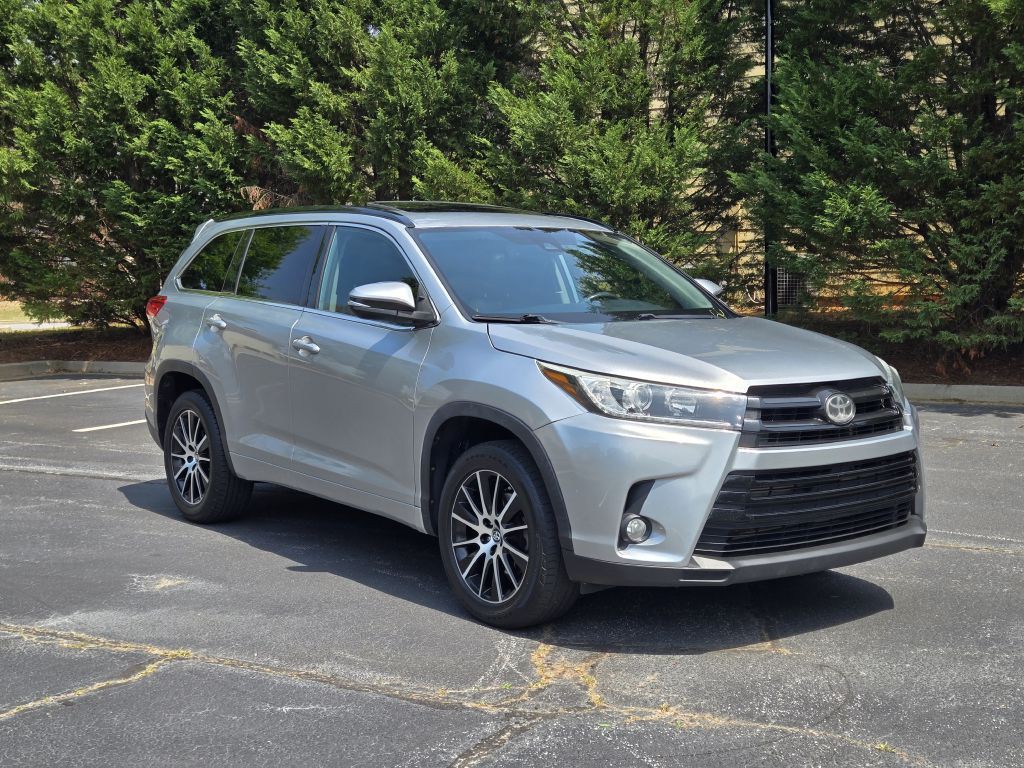 2018 Toyota Highlander Image 3