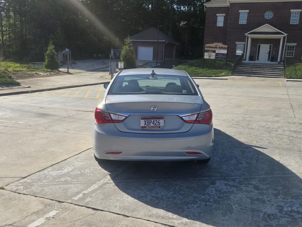 2011 Hyundai Sonata Image 5
