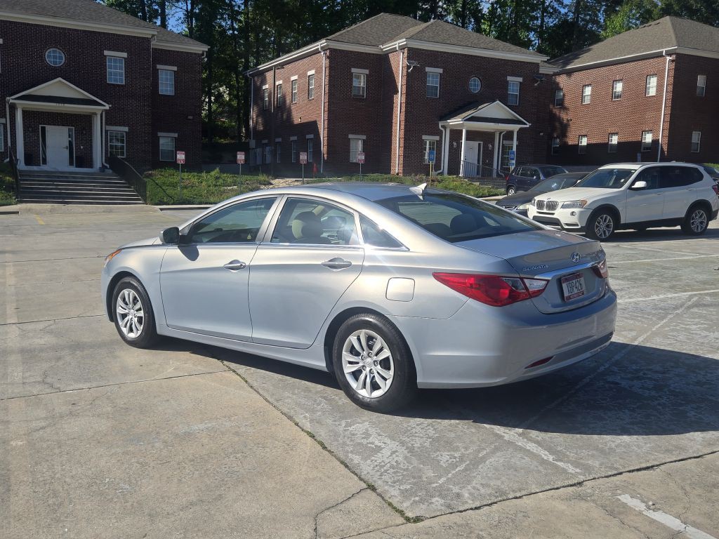 2011 Hyundai Sonata Image 6