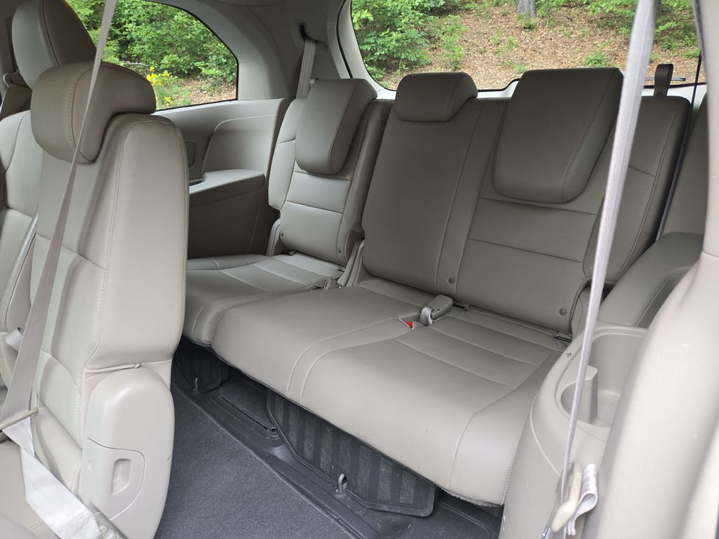 2012 Honda Odyssey Image 13
