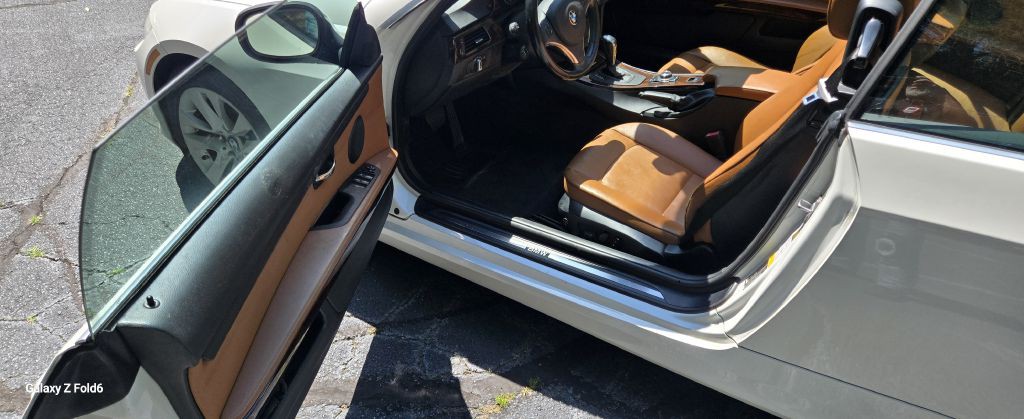 2013 BMW 3 Series Image 5