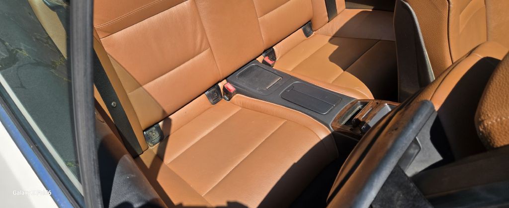 2013 BMW 3 Series Image 8