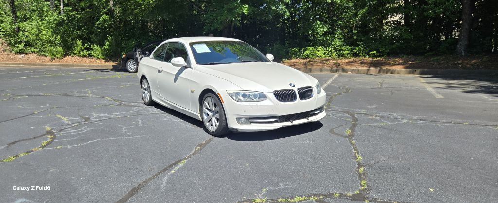 2013 BMW 3 Series Image 10